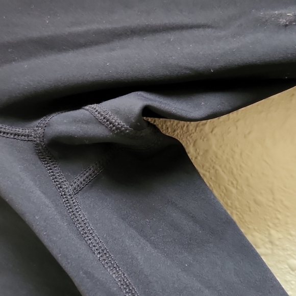 Zyia BLACK LEGGINS - Picture 2 of 8